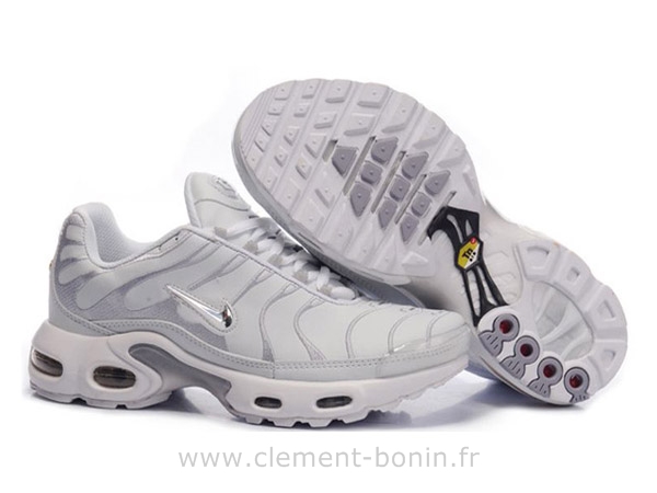 nike requin grise